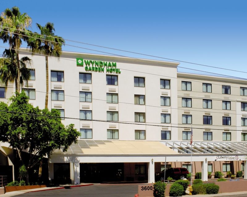 Midtown Garden Inn Phoenix Exterior photo